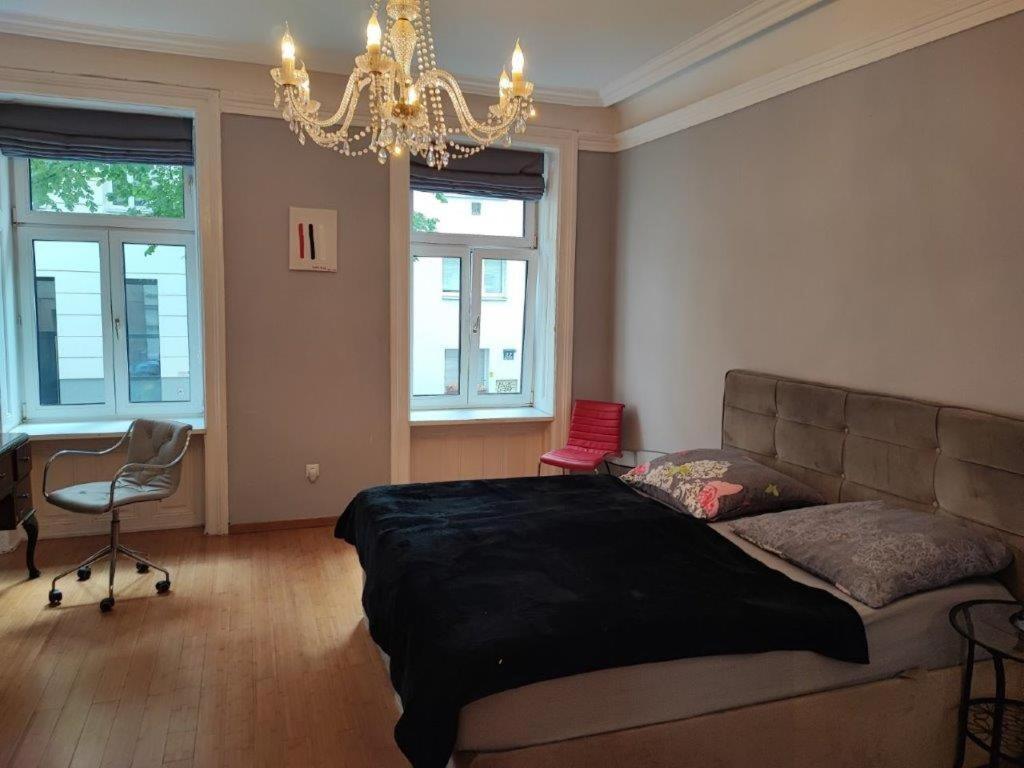 Central Vienna Apartment With Unique 40M2 City Garden & Self Check In Viena Exterior foto