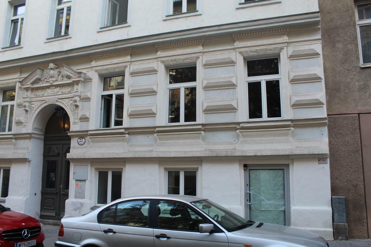 Central Vienna Apartment With Unique 40M2 City Garden & Self Check In Viena Exterior foto